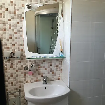 Apartment Апартамент За Гости 